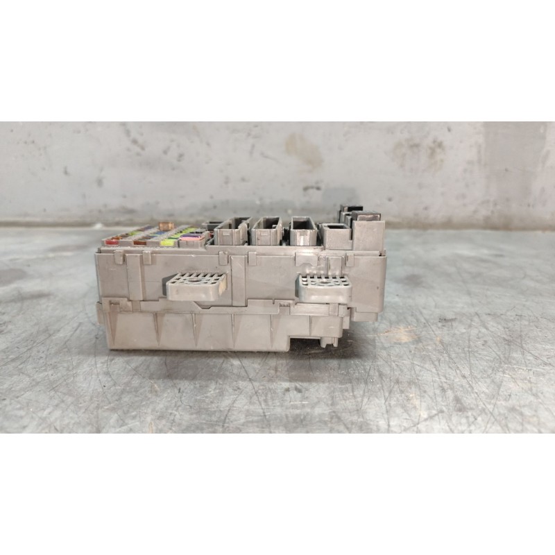 Recambio de caja reles / fusibles para honda civic berlina 5 (fk) 2.2 i-ctdi executive referencia OEM IAM SMGTG330 - Negro 4