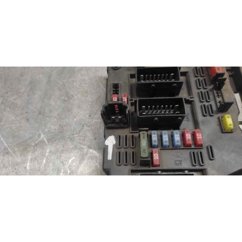 Recambio de caja reles / fusibles para peugeot 307 (s1) xr clim referencia OEM IAM 9650664180 BSM - Azul 2