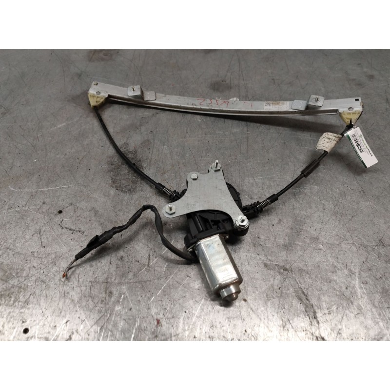 Recambio de elevalunas delantero izquierdo para renault clio ii fase ii (b/cb0) authentique referencia OEM IAM   