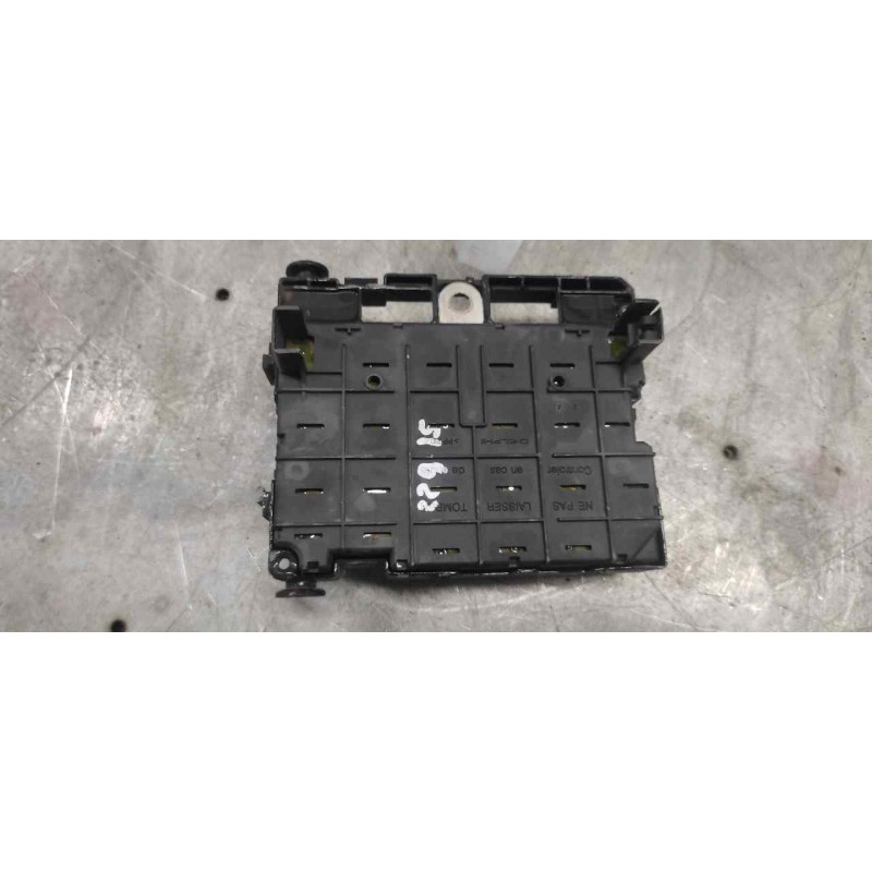 Recambio de caja reles / fusibles para peugeot 307 (s1) xr clim referencia OEM IAM 9650664180 BSM - Azul 4