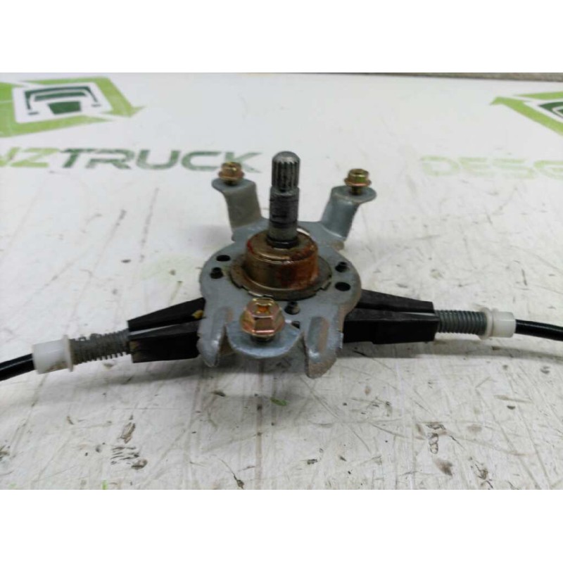 Recambio de elevalunas trasero derecho para nissan primera berl./familiar (p10/w10) gx berlina (a,e) referencia OEM IAM - Blanco 2