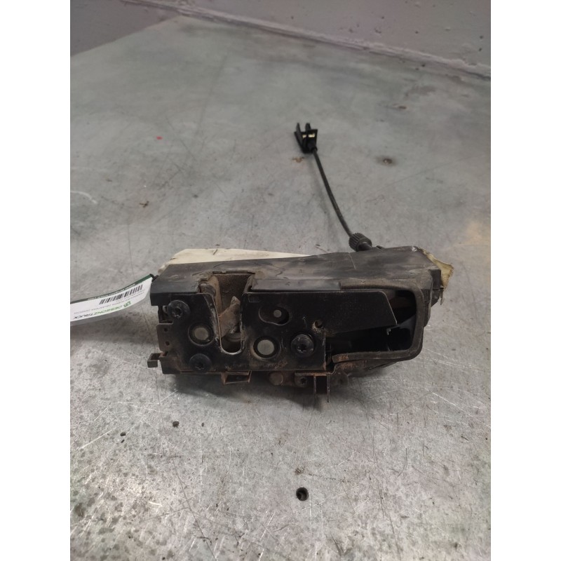 Recambio de cerradura puerta delantera derecha para ford galaxy (vy) ghia referencia OEM IAM 93BG220A20DD 6 PINS 