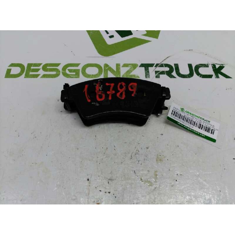 Recambio de pastillas de freno delanteras para renault megane ii familiar 1.9 dci diesel referencia OEM IAM   