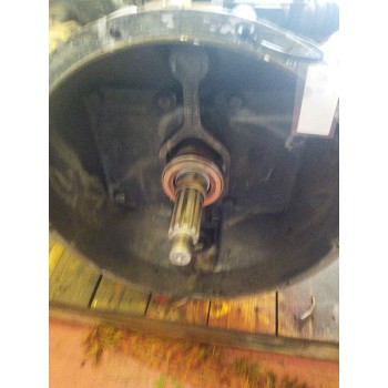 Recambio de caja cambios para avia trucks .... d100 referencia OEM IAM H41060 E667496 81320026956