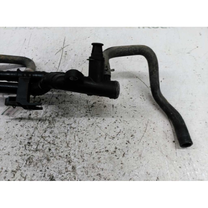 Recambio de manguera de agua para ford fiesta (cbk) 1.6 tdci cat referencia OEM IAM - Azul 3