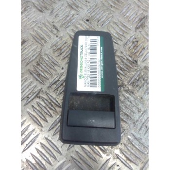 MANDO ELEVALUNAS DELANTERO DERECHO 81258067083 