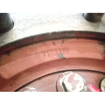 Recambio de buje delantero para iveco eurotech (mt) fg  180 e 27 larga distancia referencia OEM IAM 7173316  