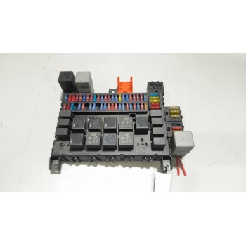 Recambio de caja reles / fusibles para daf serie xf105.xxx 12.9 diesel referencia OEM IAM 1674870  