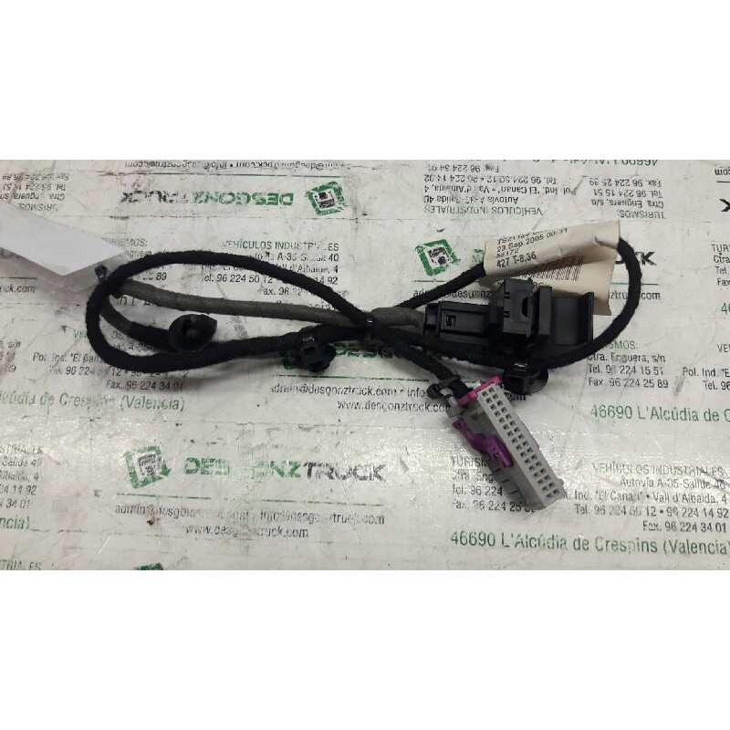 Recambio de mando elevalunas delantero izquierdo para volkswagen passat berlina (3c2) advance referencia OEM IAM - Azul 2