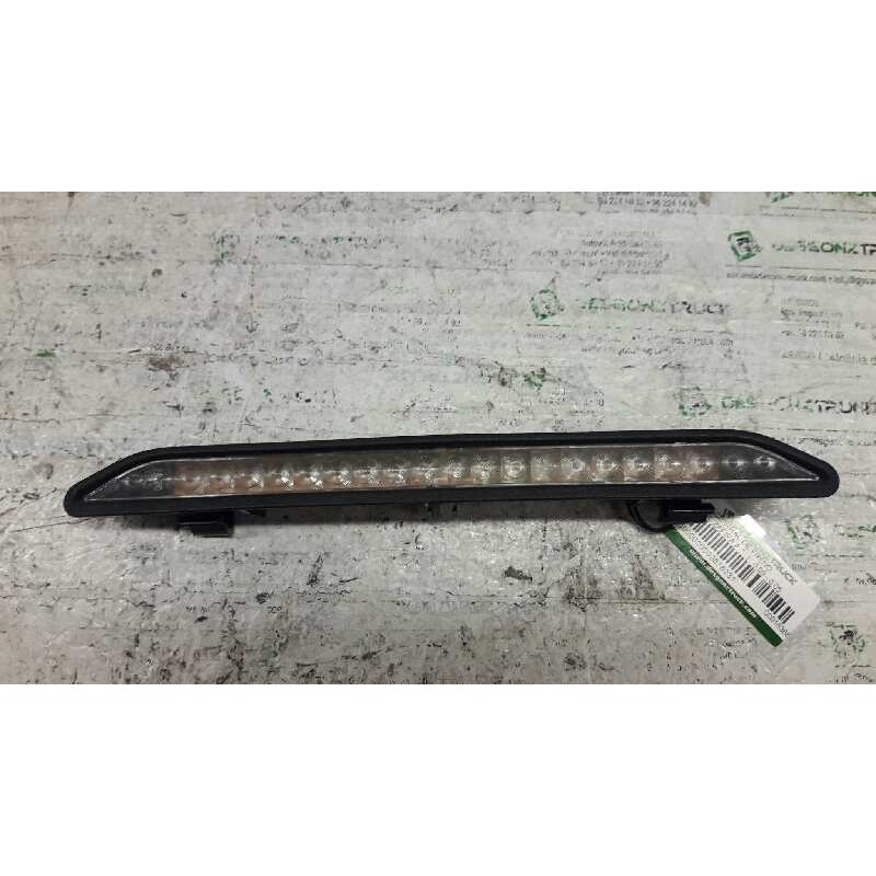 Recambio de luz central de freno para opel zafira a referencia OEM IAM 009183882  
