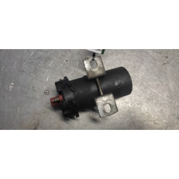 Recambio de bobina encendido para ford sierra berlina 2.0 cat referencia OEM IAM 79BB12024AA 0221119046 BOSCH