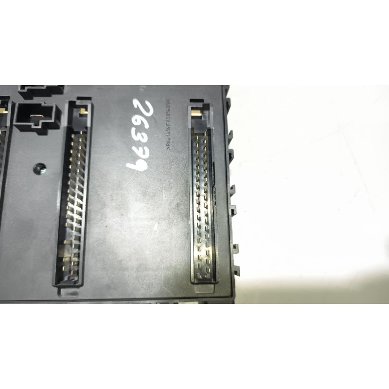 Recambio de caja reles / fusibles para daf serie xf105.460 12.9 diesel referencia OEM IAM 1674870 - Blanco 4