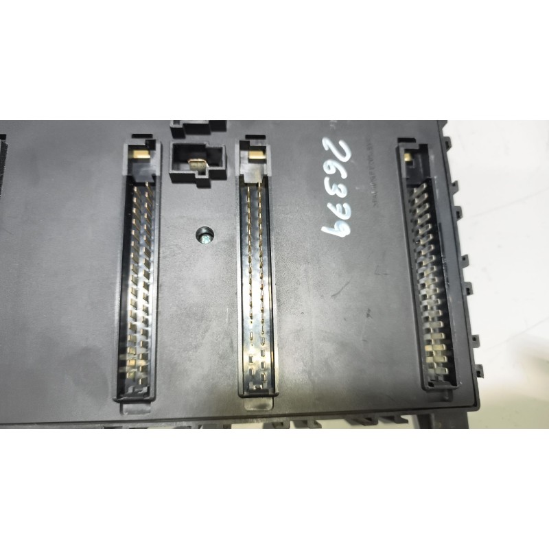 Recambio de caja reles / fusibles para daf serie xf105.460 12.9 diesel referencia OEM IAM 1674870 - Blanco 5