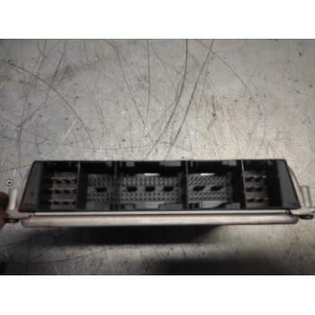 Recambio de centralita motor uce para bmw serie 3 berlina (e46) 320d referencia OEM IAM 7786887 0281010205 