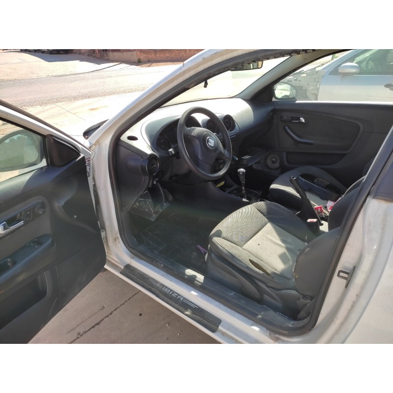 SEAT IBIZA (6L1)