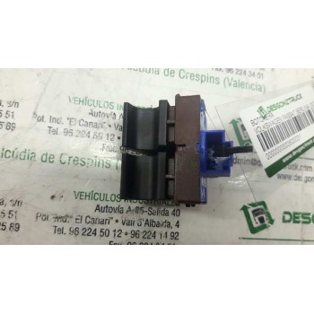 Recambio de botonera para volkswagen passat berlina (3c2) advance referencia OEM IAM 3C0959903 APERTURA MALETERO & COMBUSTIBLE 