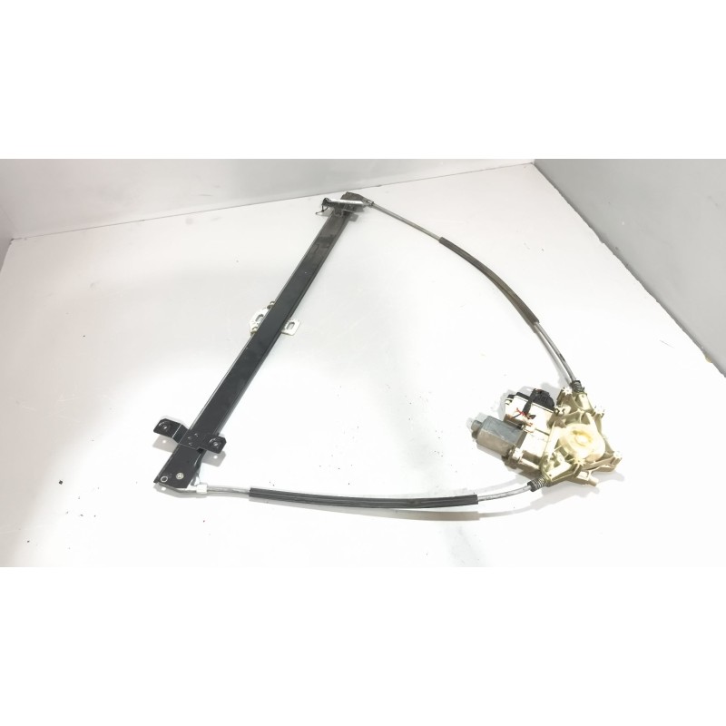 Recambio de elevalunas delantero derecho para daf serie xf105.xxx 12.9 diesel referencia OEM IAM   