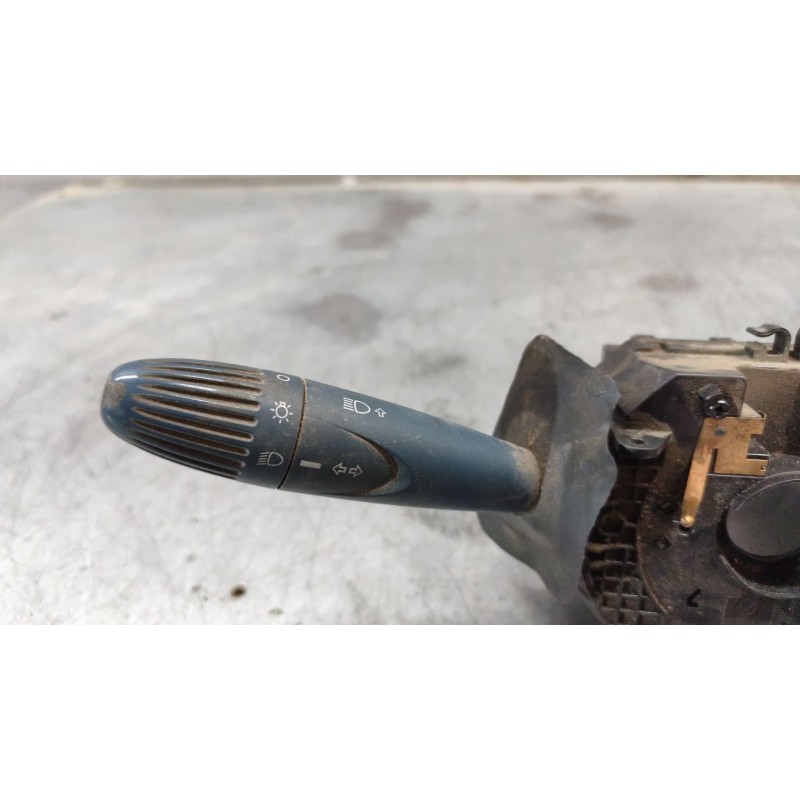 Recambio de mando multifuncion para fiat doblo cargo (223) 1.9 jtd furg. referencia OEM IAM A223 - Blanco 4