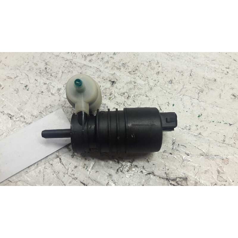 Recambio de bomba limpia para opel zafira a referencia OEM IAM - Blanco 3
