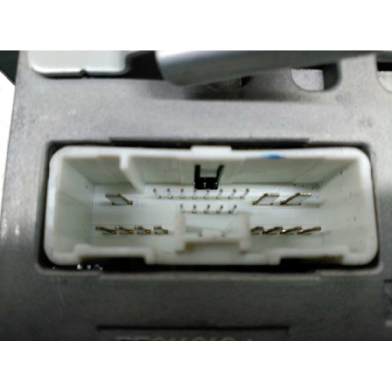 Recambio de sistema audio / radio cd para mazda 6 berlina (gg) 2.0 crtd 143 active (4-ptas.) referencia OEM IAM MM4570AK - Gris 2