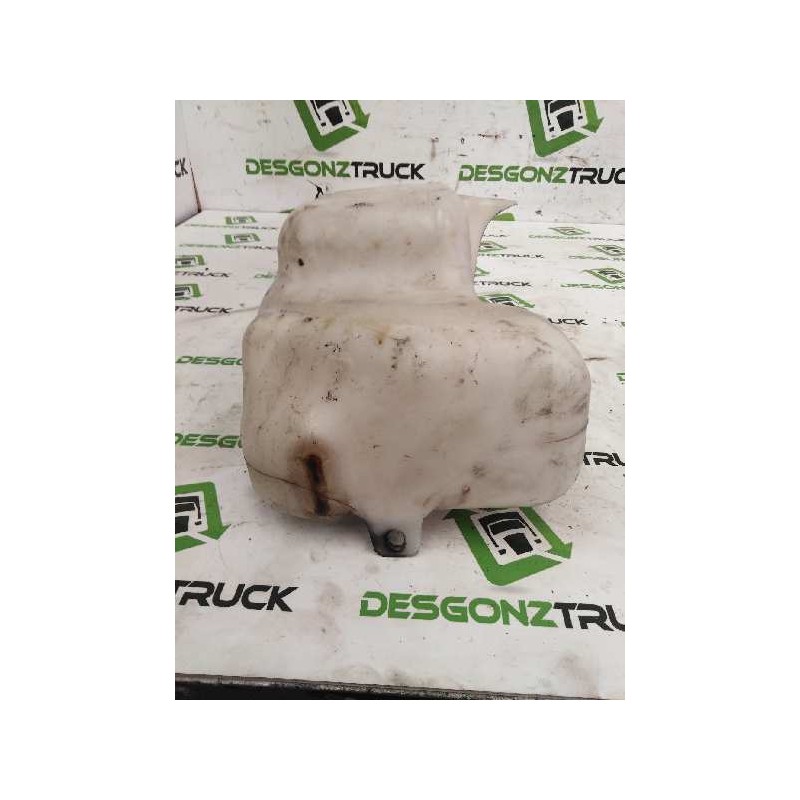Recambio de deposito limpia para iveco daily caja cerrada (2006 =>) referencia OEM IAM - Blanco 3