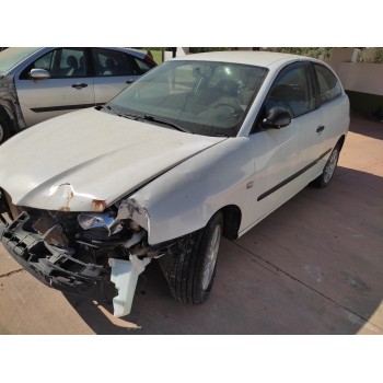 seat ibiza (6l1) del año 2002