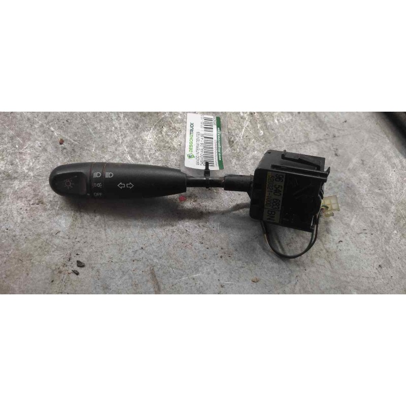 Recambio de mando intermitentes para daewoo kalos 1.4 se referencia OEM IAM 96540683 5203211000 7/3 PINS