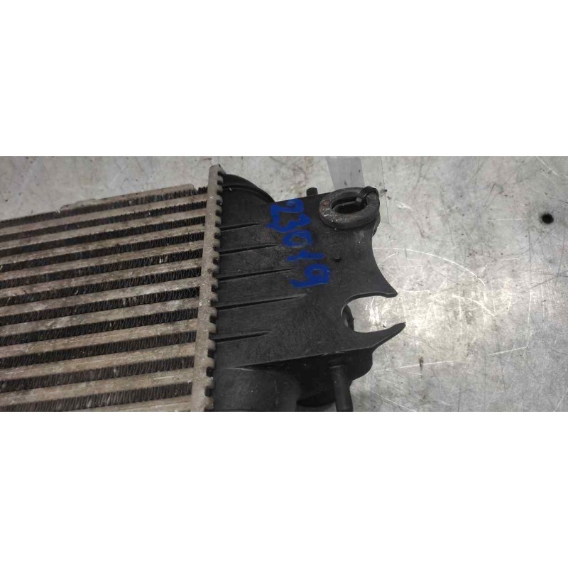 Recambio de intercooler para opel vivaro 1.9 cdti cat (f9q-760 / l08) referencia OEM IAM 7700312903G 91166035 - Blanco 3