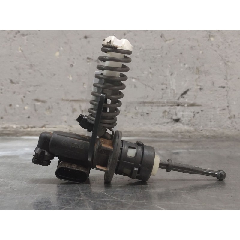 Recambio de bombin embrague para volkswagen touran (1t3) 1.6 tdi referencia OEM IAM 1K0721388AB  