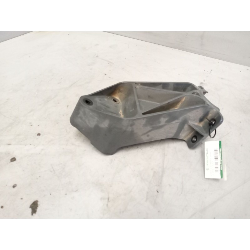 Recambio de soporte guardabarros trasero para daf serie xf euro 6 12.9 diesel referencia OEM IAM 1371224 - Blanco 6