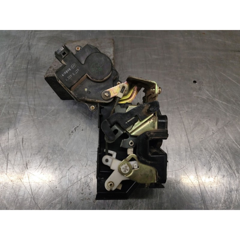 Recambio de cerradura puerta trasera izquierda para hyundai terracan (hp) 2.9 crdi full referencia OEM IAM   
