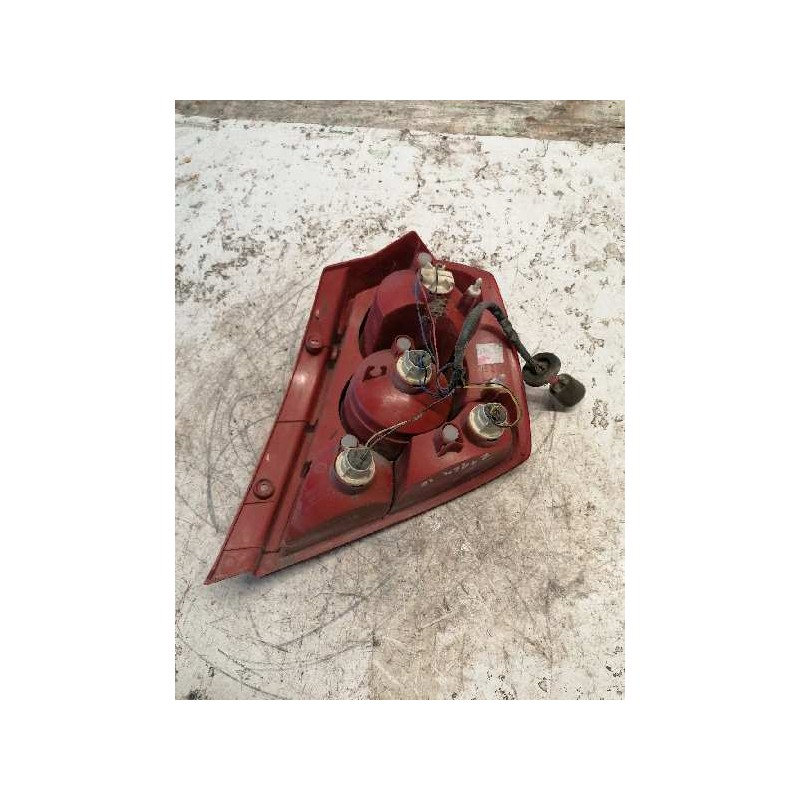 Recambio de piloto trasero izquierdo para daewoo kalos 1.4 se referencia OEM IAM - Azul 2