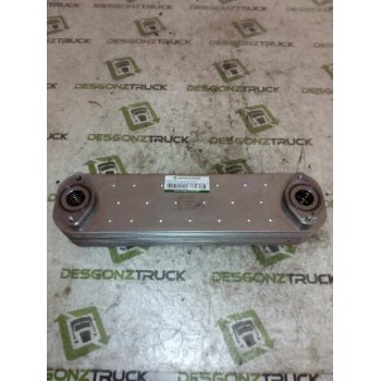 Recambio de enfriador aceite motor para iveco trucks stralis as 190s48 referencia OEM IAM 1353143 98498467 