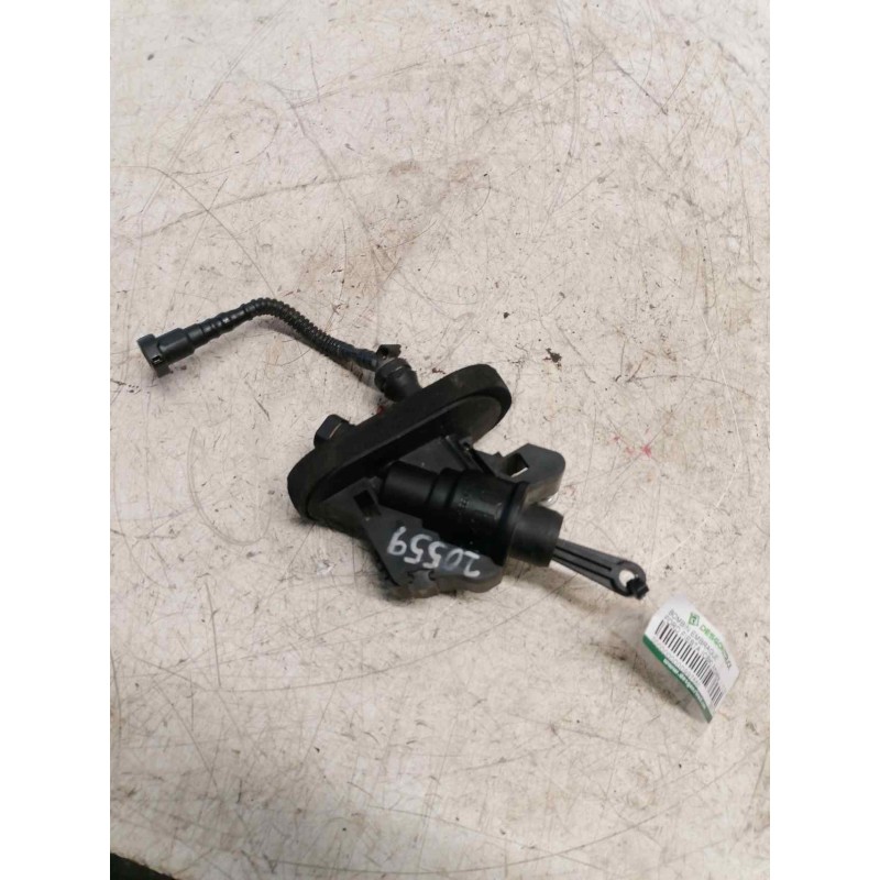 Recambio de bombin embrague para ford fiesta (cbk) ambiente referencia OEM IAM 2S617A543AC  