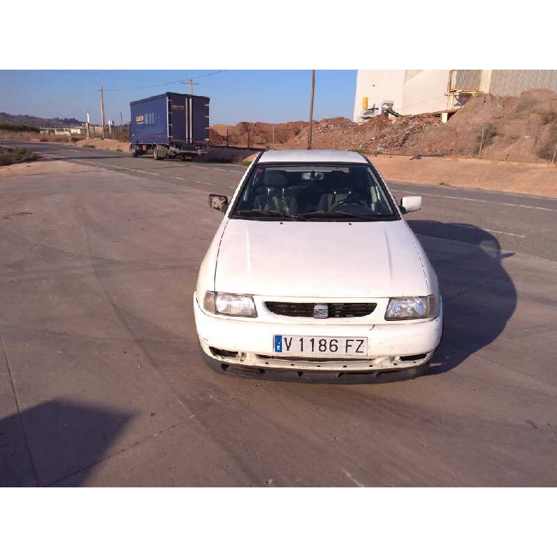 SEAT CORDOBA BERLINA (6K2)