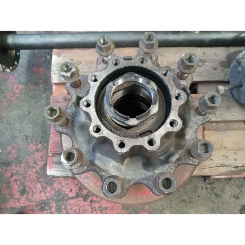 Recambio de buje trasero izquierdo para daf serie 75 cf .320 euro 1/2 referencia OEM IAM 1812161  