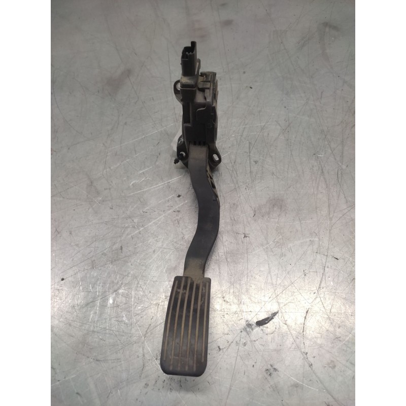 Recambio de potenciometro pedal para peugeot 207 urban referencia OEM IAM 9681844080  6 PINS