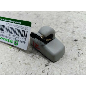Recambio de soportes de parasoles para seat arosa (6h1) select referencia OEM IAM 3B0857561A  