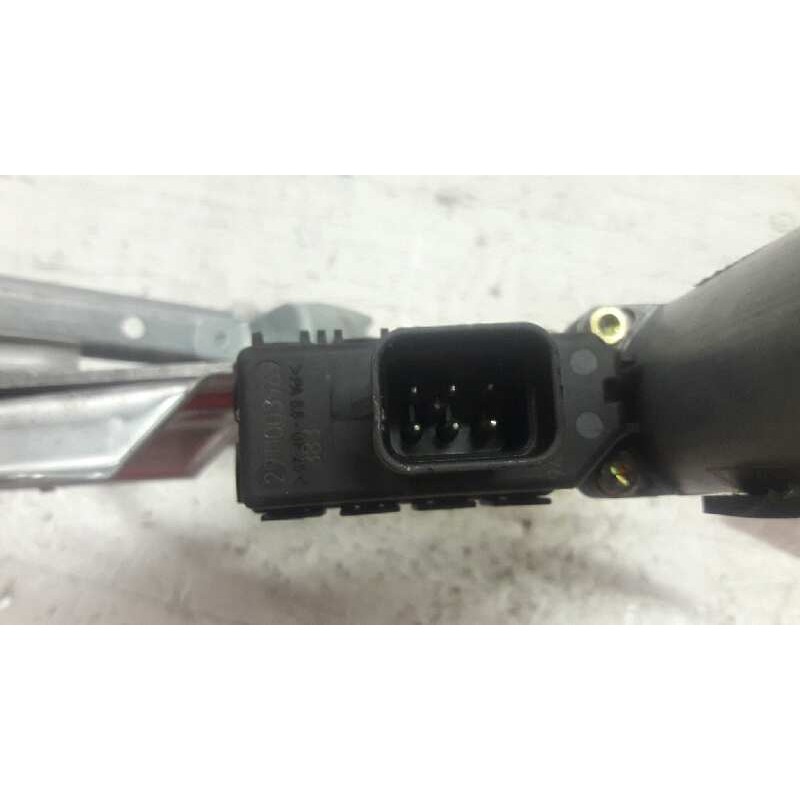Recambio de elevalunas delantero derecho para opel zafira a referencia OEM IAM 90579356 - Blanco 3