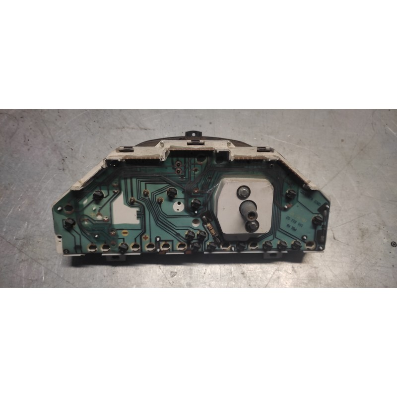 Recambio de cuadro instrumentos para peugeot 106 (s1) 1.1 referencia OEM IAM 9605593680 2
