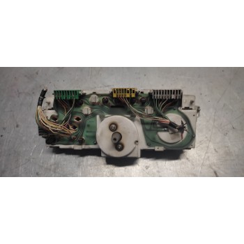 Recambio de cuadro instrumentos para peugeot 205 berlina 1.8 diesel referencia OEM IAM 9628305480  
