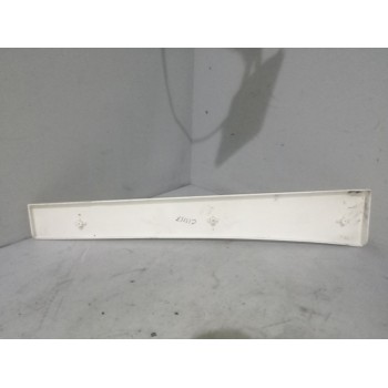 Recambio de moldura trasera cabina para daf serie xf euro 6 12.9 diesel referencia OEM IAM 1835031  