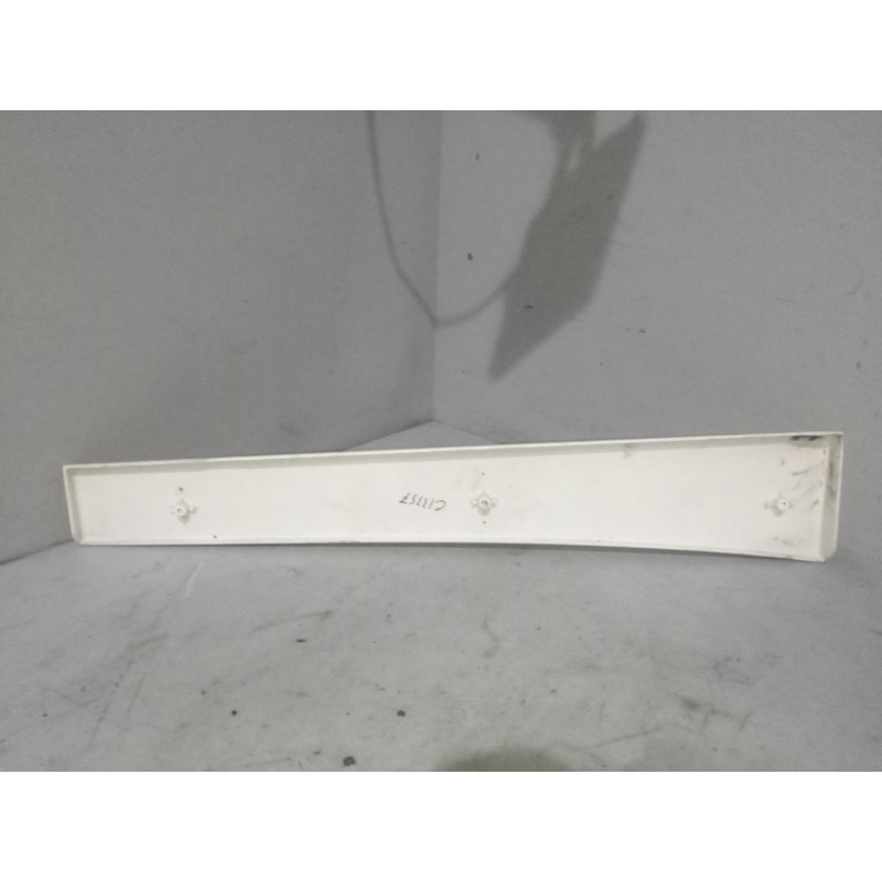 Recambio de moldura trasera cabina para daf serie xf euro 6 12.9 diesel referencia OEM IAM 1835031 - Blanco 3