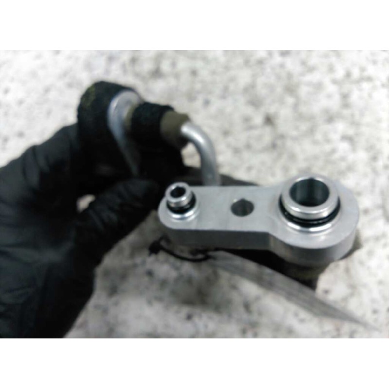 Recambio de tubos aire acondicionado para mazda 6 berlina (gg) 2.0 crtd 143 active (4-ptas.) referencia OEM IAM - Gris 2