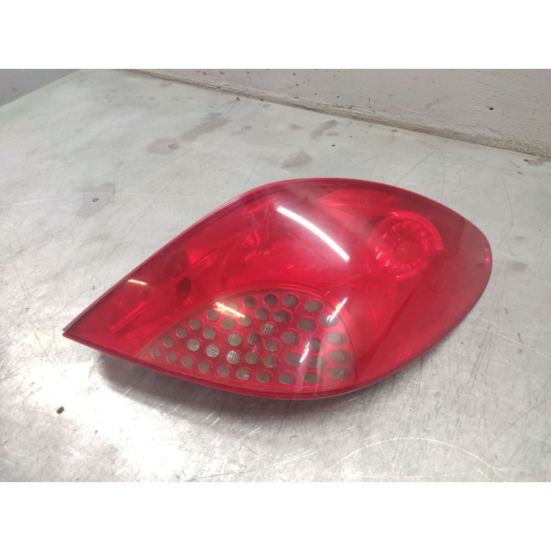 Recambio de piloto trasero derecho para peugeot 207/207+ (wa_, wc_) 1.6 16v vti referencia OEM IAM   