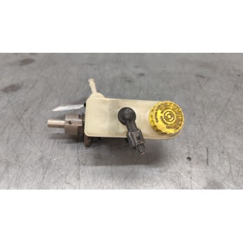 Recambio de bomba freno para volkswagen polo berlina (6n1) básico referencia OEM IAM   