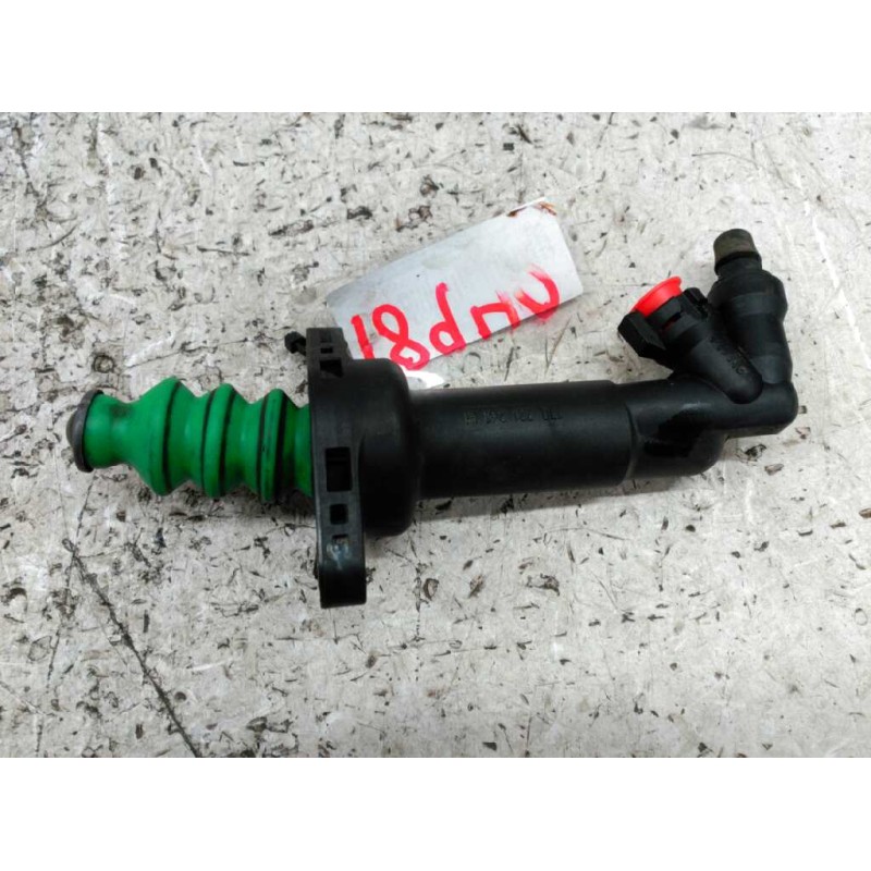 Recambio de bombin embrague para seat cordoba berlina (6k2) sport referencia OEM IAM 1J0721261H PA66GF35 - Blanco 2