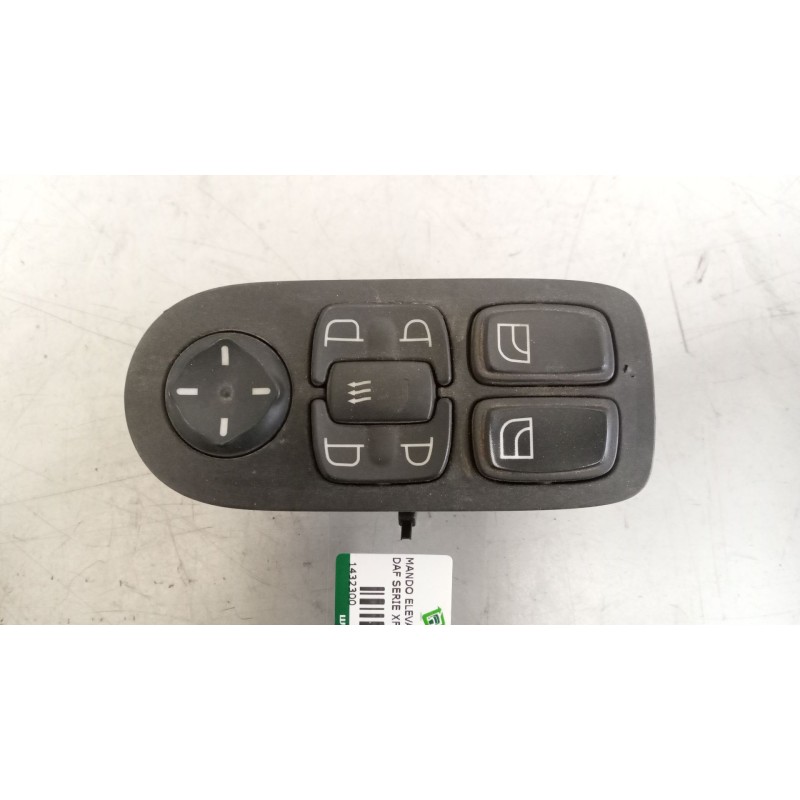 Recambio de mando elevalunas delantero izquierdo para daf serie xf105.xxx 12.9 diesel referencia OEM IAM 1811131  