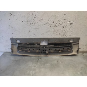 Recambio de rejilla delantera central para citroën berlingo referencia OEM IAM   