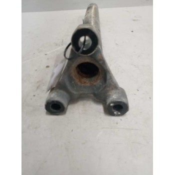 Recambio de soporte guardabarros trasero para mercedes-benz actros bm 963.xxx 2-achser referencia OEM IAM A9605204811 DELANTERO 